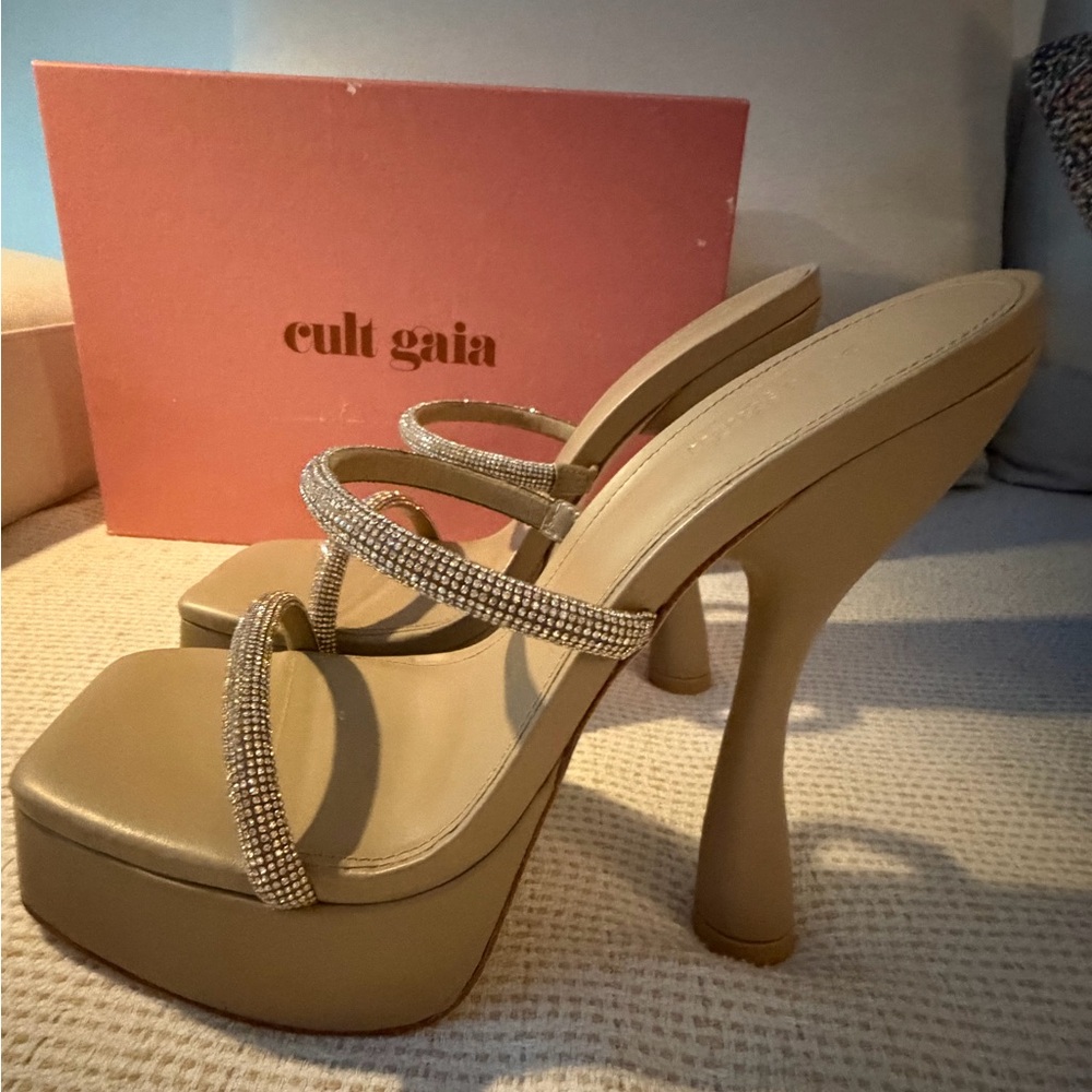 Cult Gaia Tan Platform Heels - Picture 2 of 5